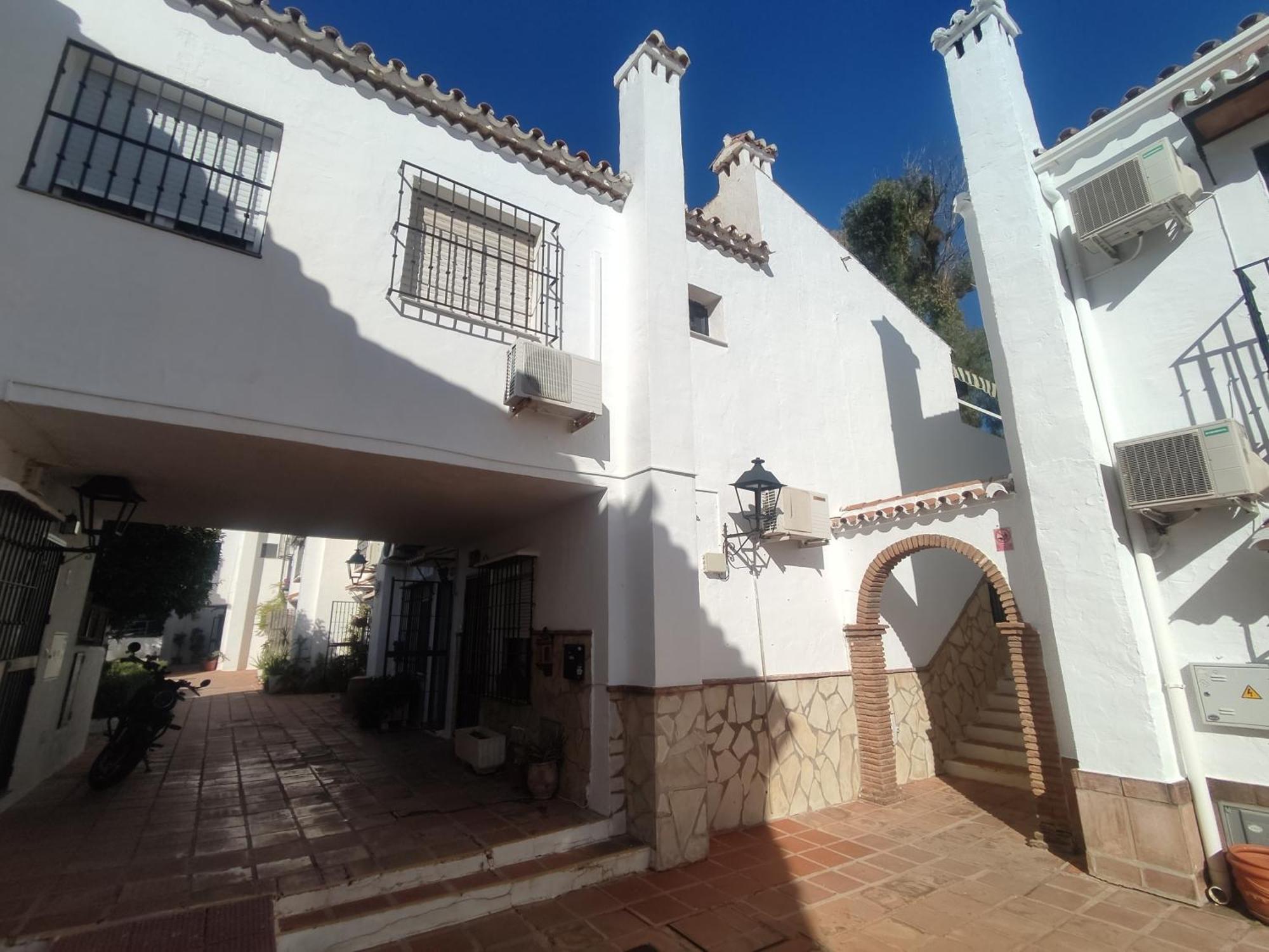 Villa La Casa Del Patio Andaluz Torremolinos Exterior foto